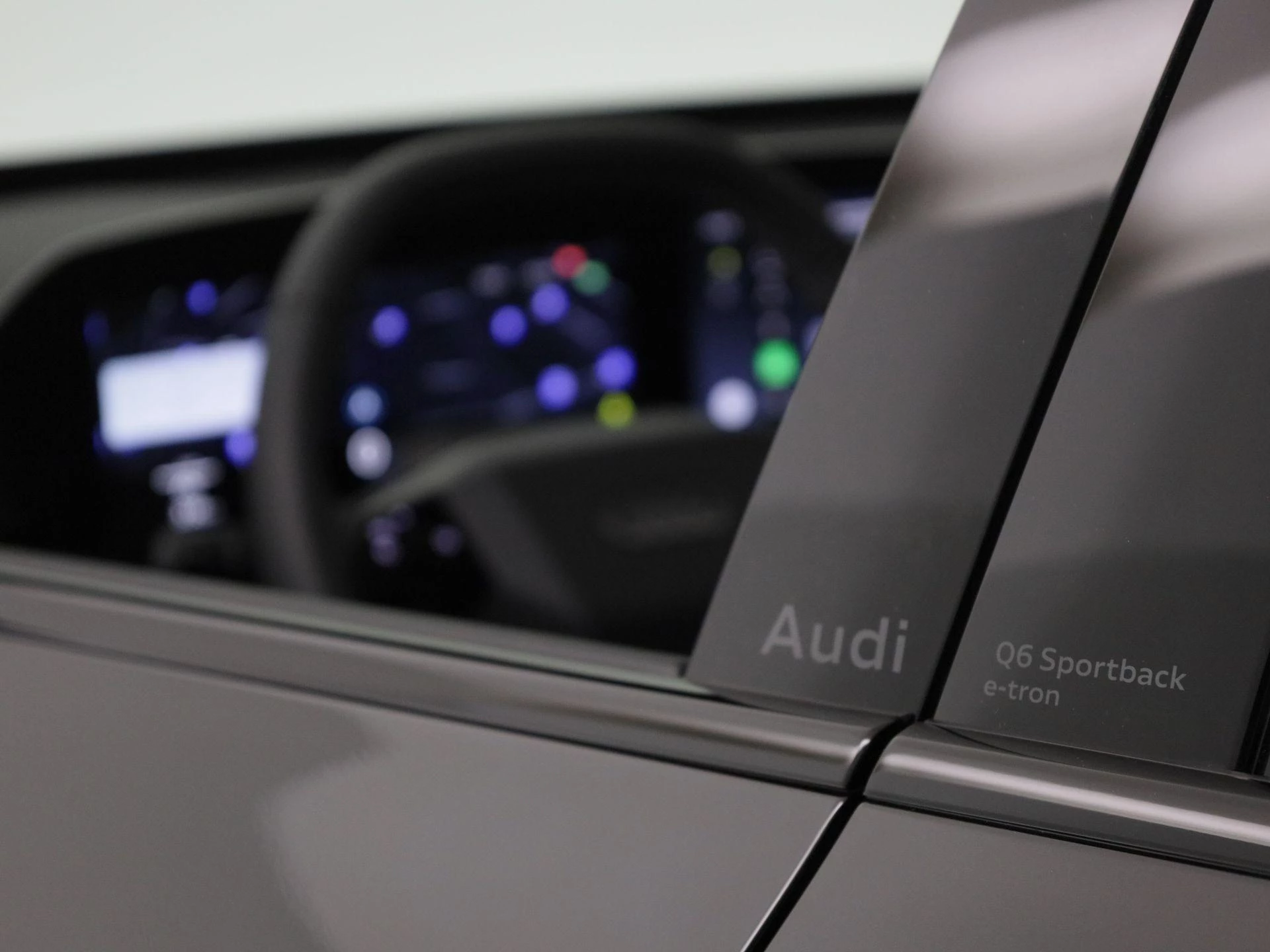 Hoofdafbeelding Audi Q6 e-tron