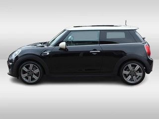 MINI Cooper Mini 1.5 60 Years Edition / Panoramadak / Head-up / Leder / Harman Kardon / 17'' / Navigatie / DAB / Cruise Control
