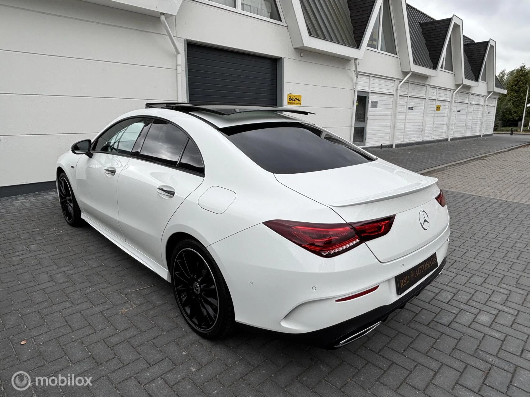 Hoofdafbeelding Mercedes-Benz CLA