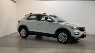 Volkswagen T-Roc 1.5 TSI Style DSG Appconnect Parkeersensoren