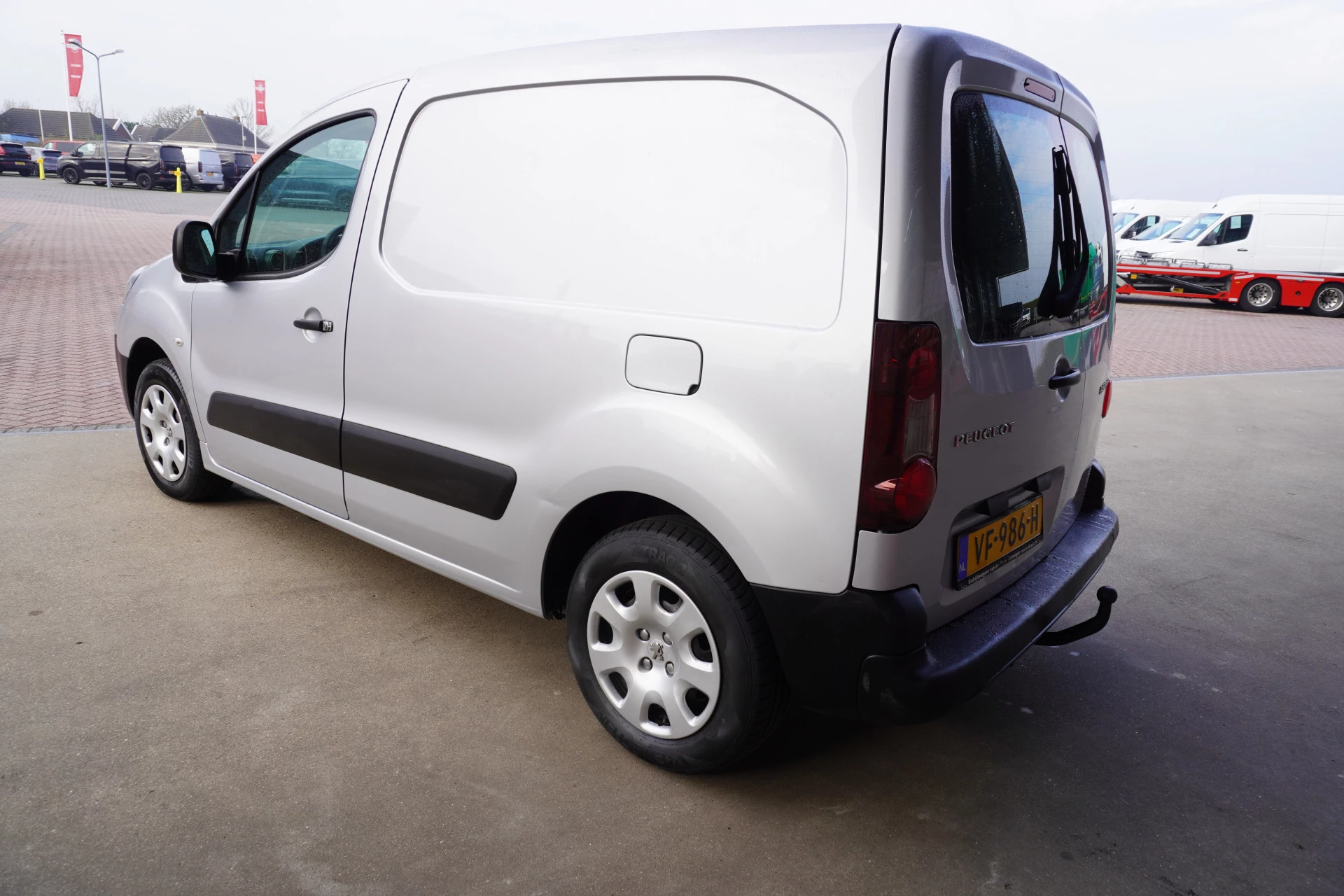 Hoofdafbeelding Peugeot Partner