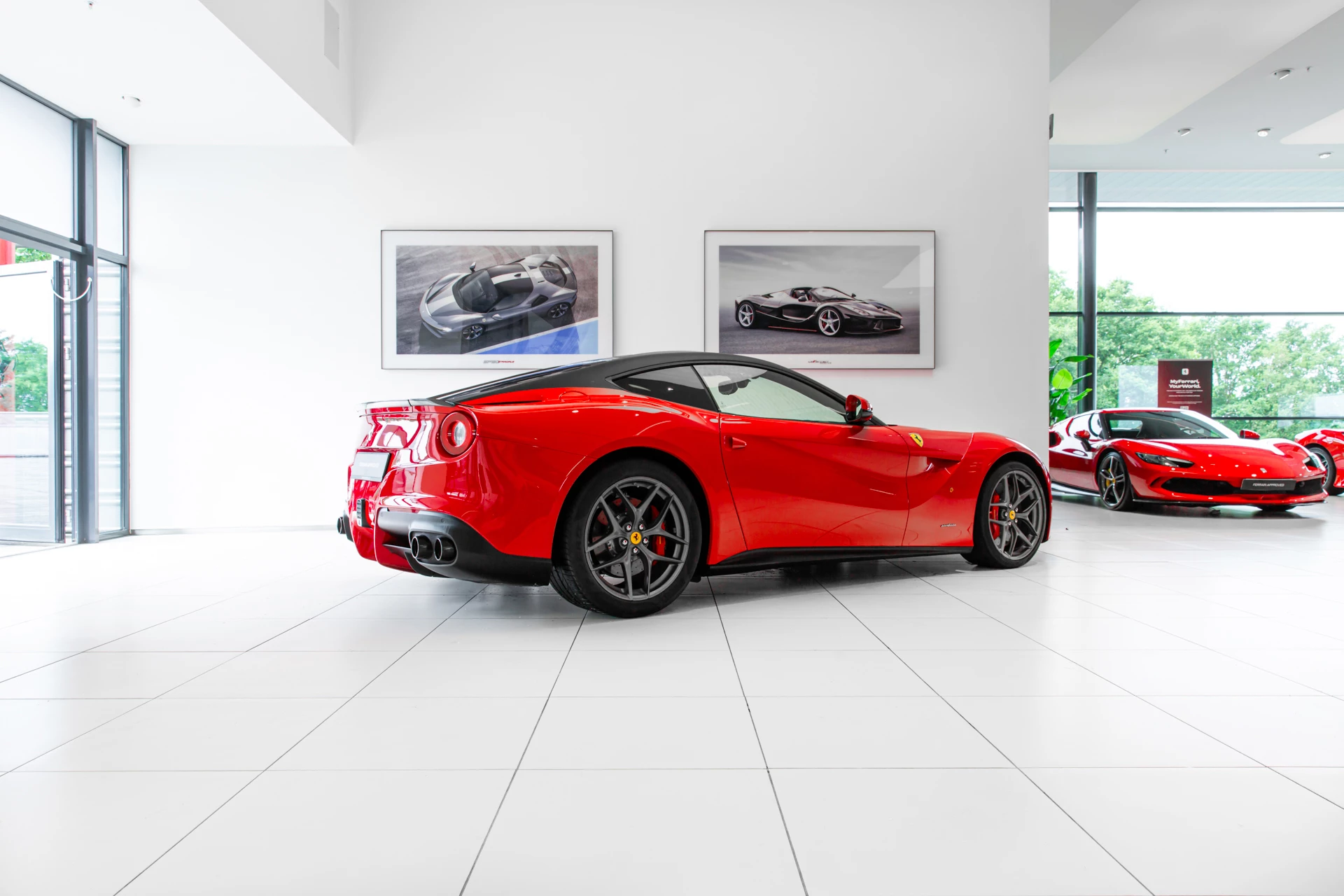 Hoofdafbeelding Ferrari F12