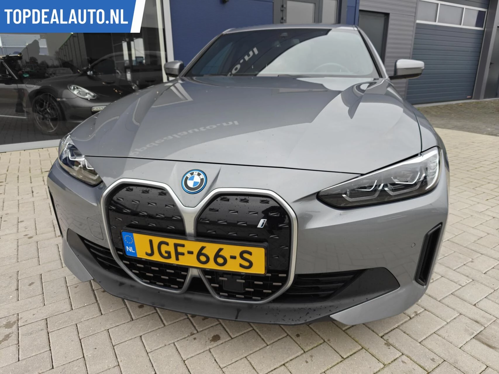 Hoofdafbeelding BMW i4