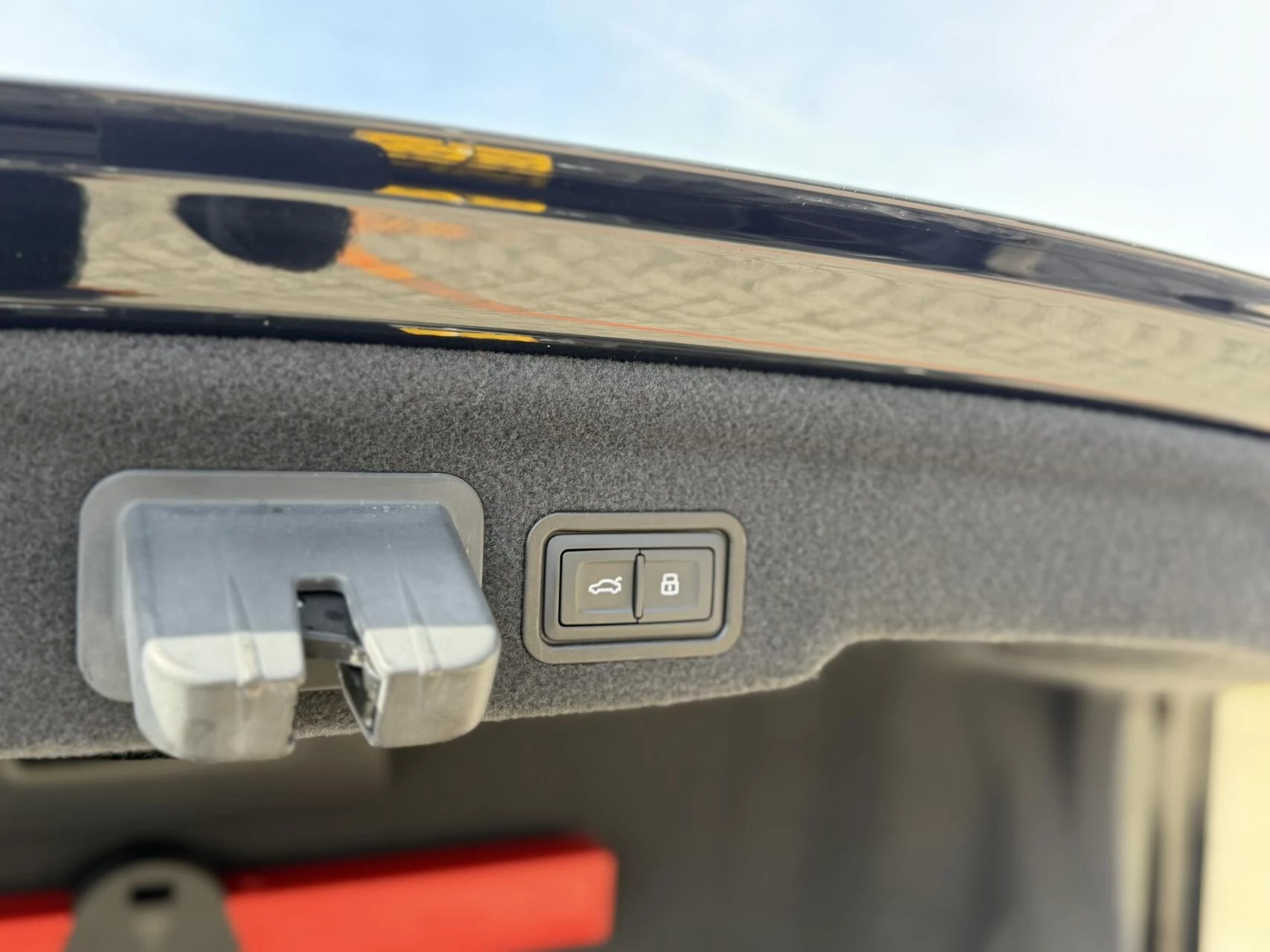 Hoofdafbeelding Audi S8