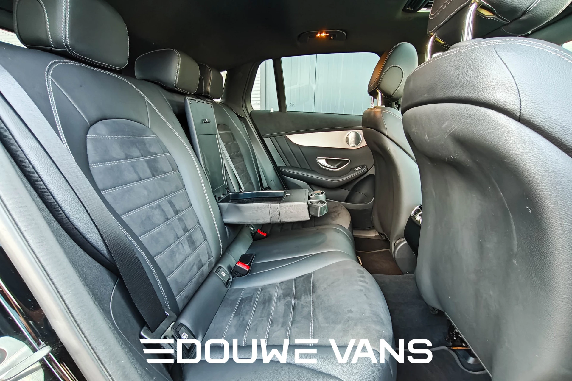 Hoofdafbeelding Mercedes-Benz EQC