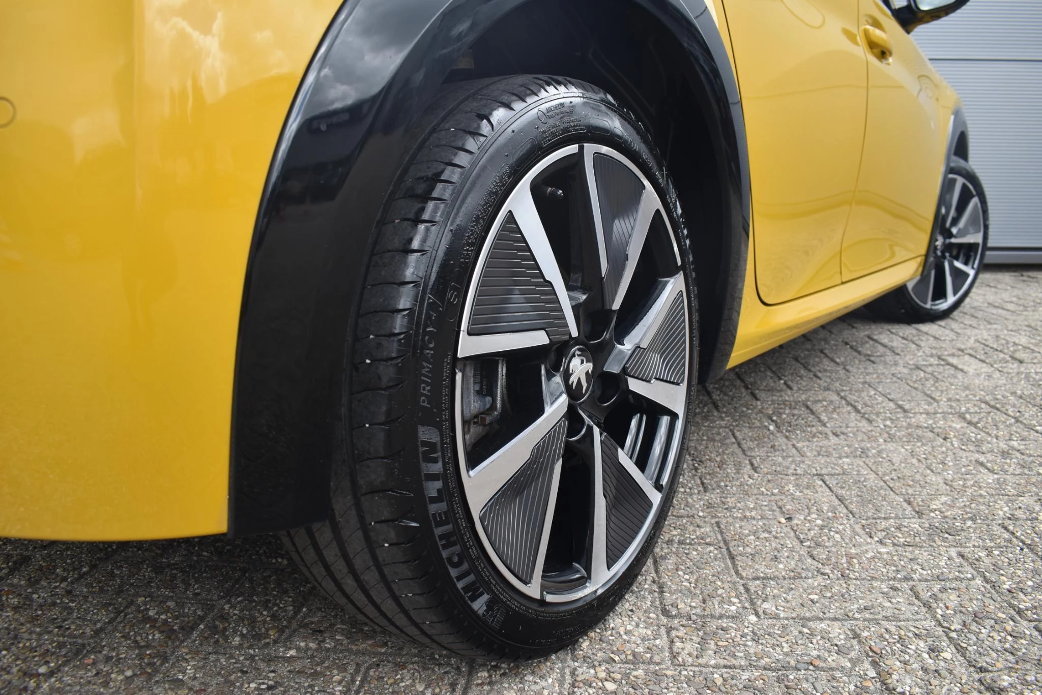 Hoofdafbeelding Peugeot e-208