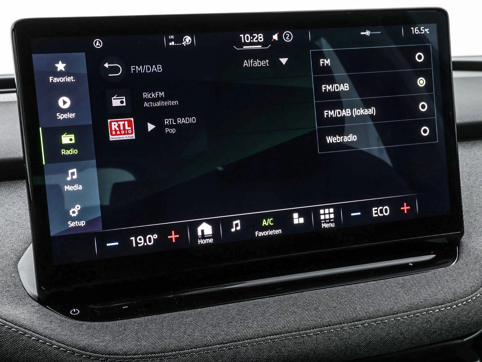 Hoofdafbeelding Škoda Enyaq iV