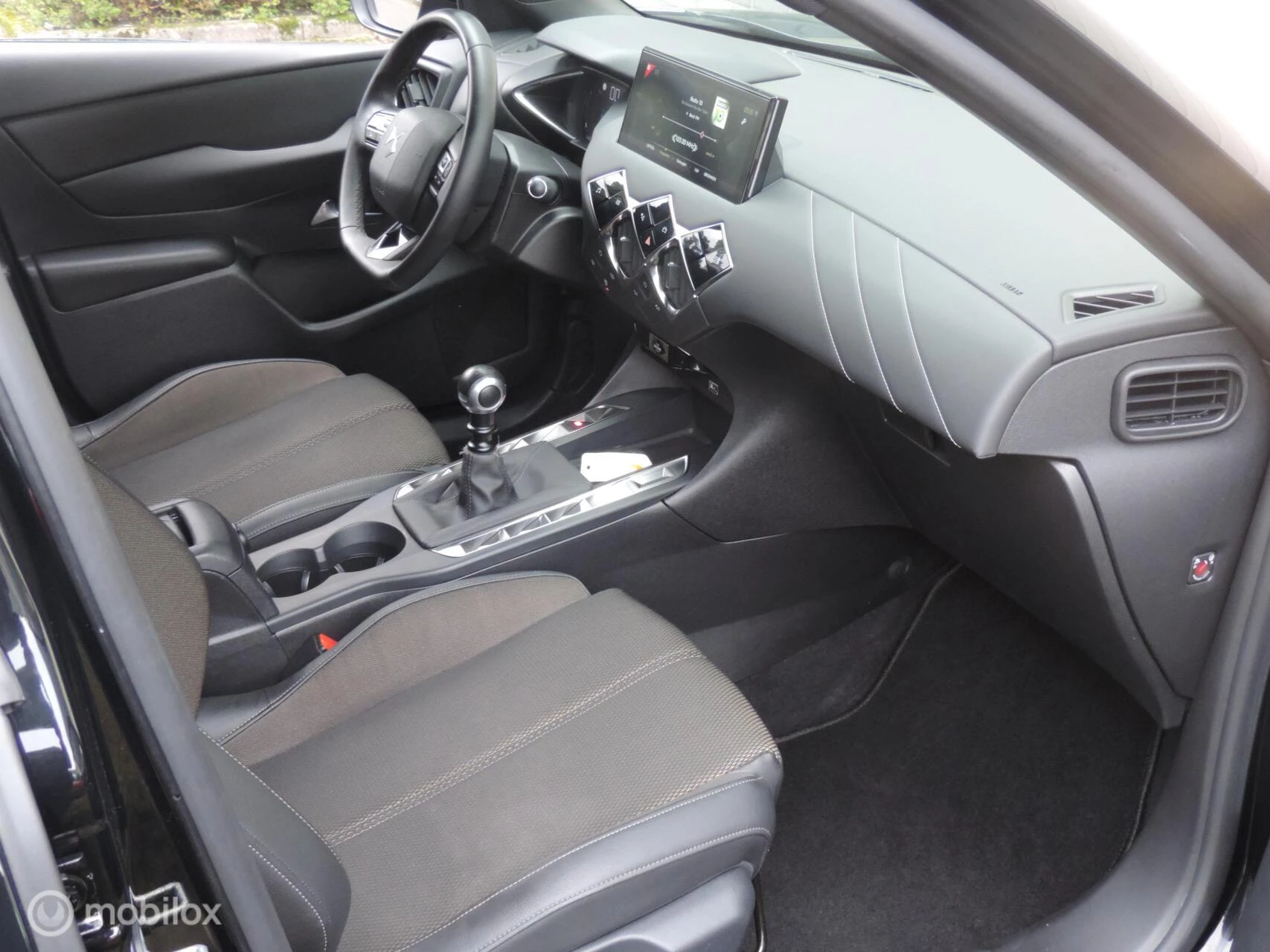 Hoofdafbeelding DS DS 3