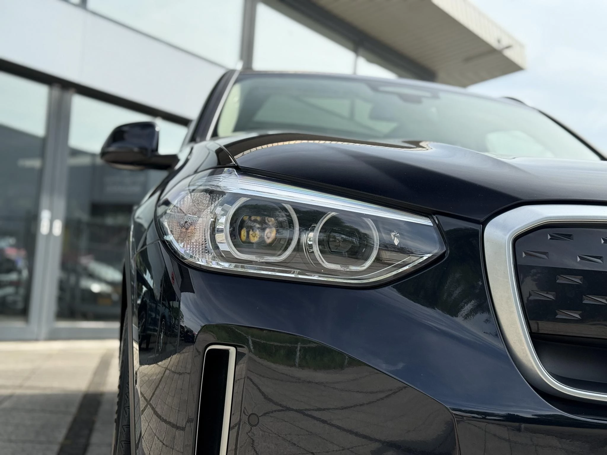 Hoofdafbeelding BMW iX3