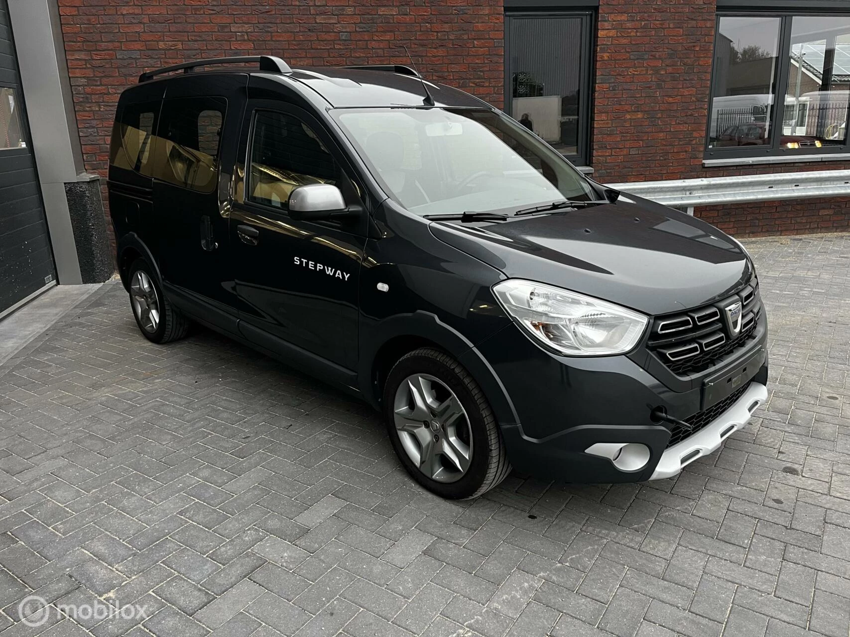 Hoofdafbeelding Dacia Dokker