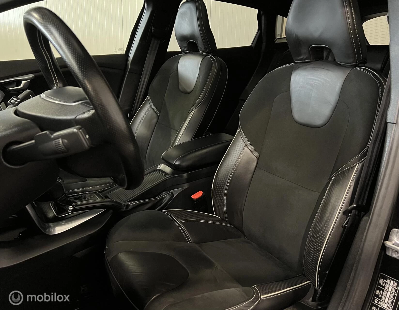 Hoofdafbeelding Volvo V40