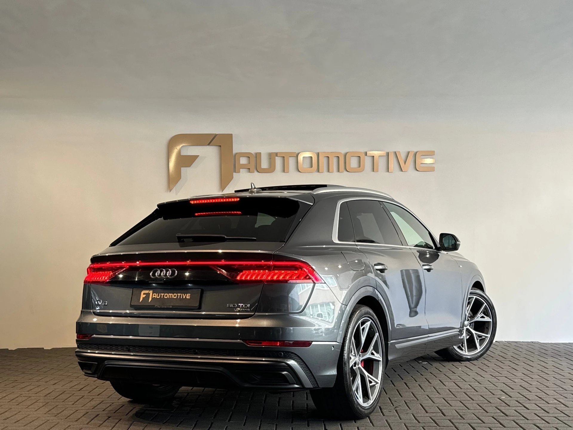 Hoofdafbeelding Audi Q8