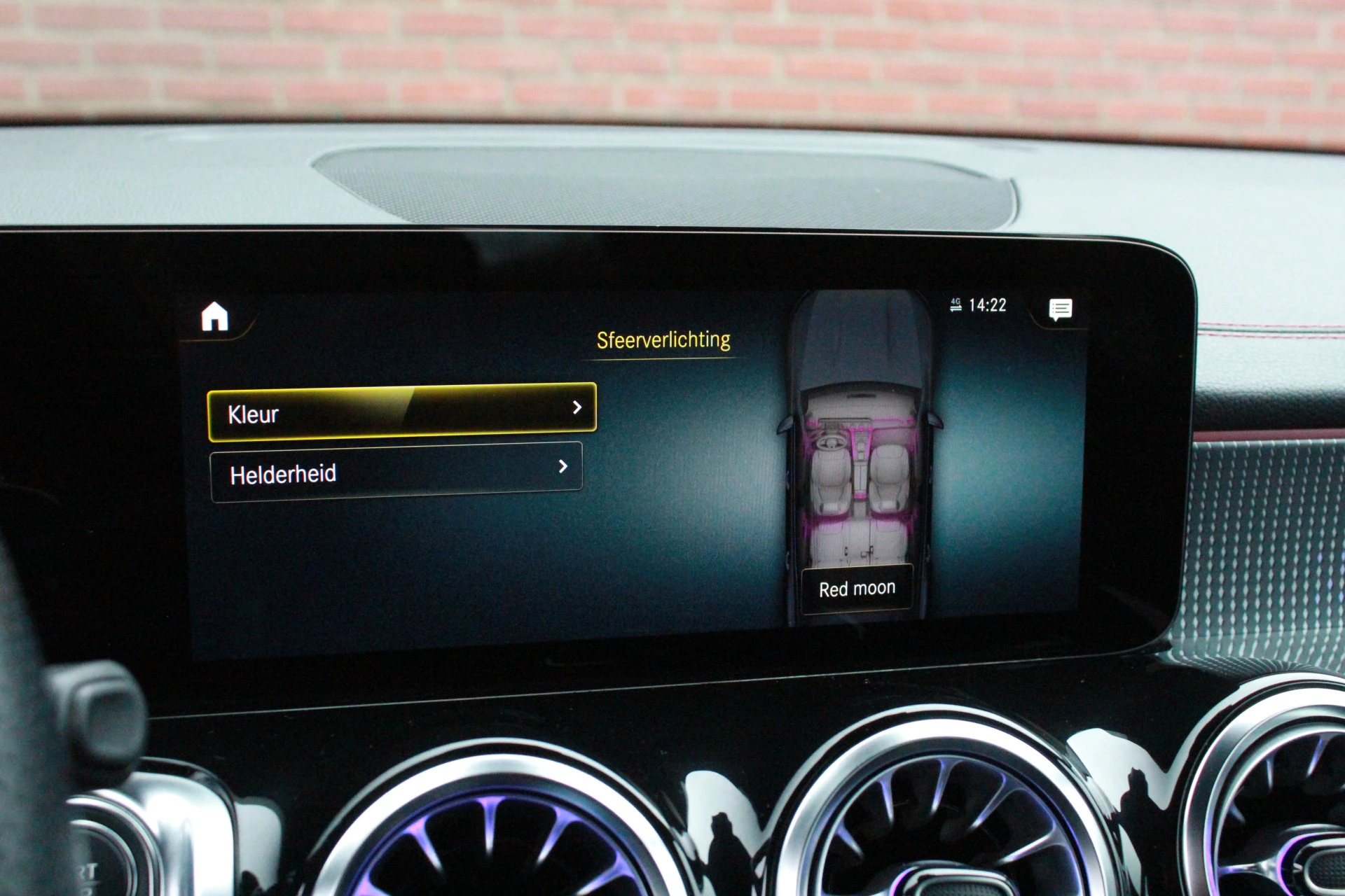 Hoofdafbeelding Mercedes-Benz EQB