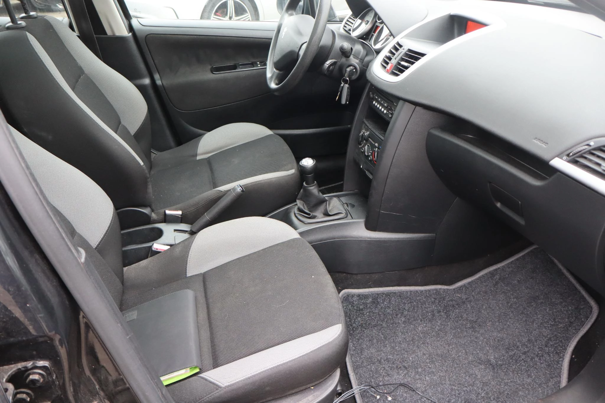 Hoofdafbeelding Peugeot 207