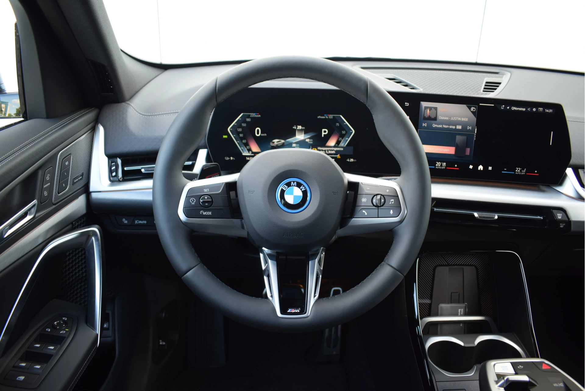 Hoofdafbeelding BMW iX2