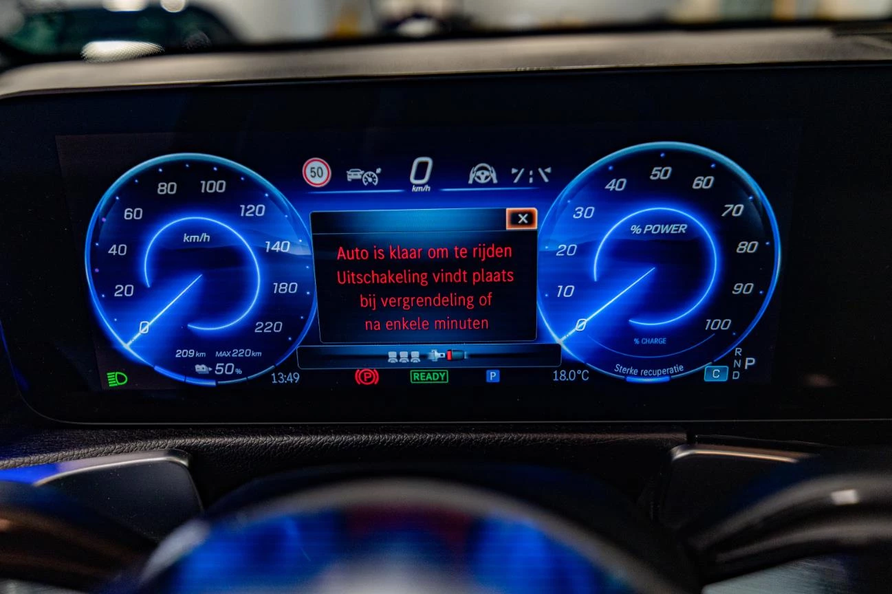 Hoofdafbeelding Mercedes-Benz EQB