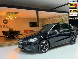 Mercedes-Benz B-klasse 180 Business Solution AMG | CarPlay | Camera | Cruise | LED | Stoelverwarming | PDC | Dealer onderhouden