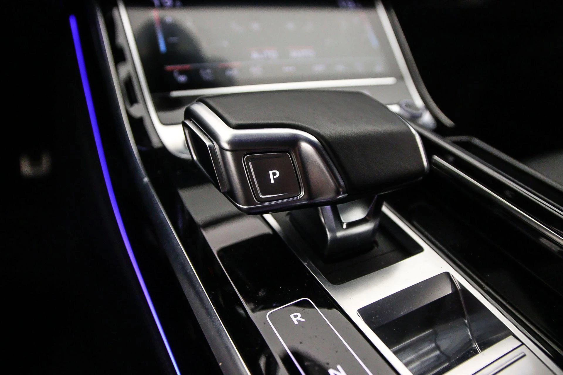 Hoofdafbeelding Audi A8