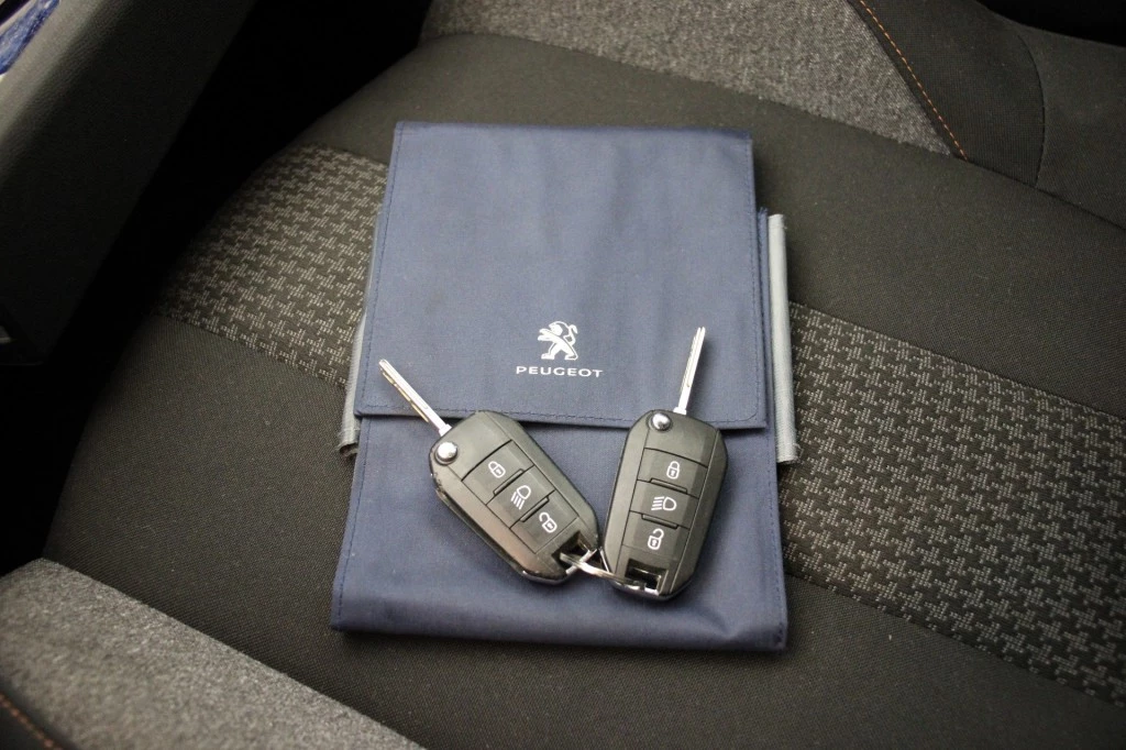 Hoofdafbeelding Peugeot 5008