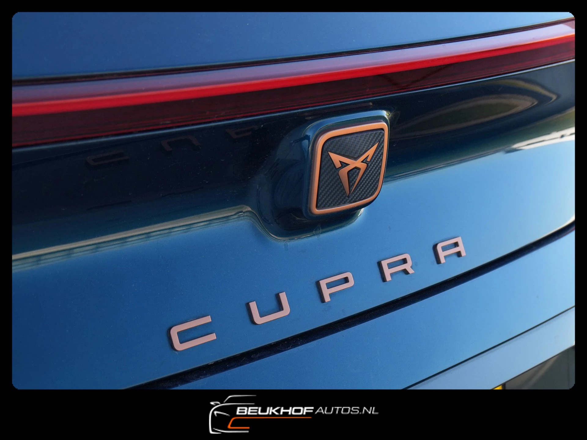 Hoofdafbeelding CUPRA Born