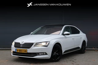 Skoda Superb 1.5 TSI ACT Style Business Automaat  * Schuifdak * Leder * Stoelverwarming