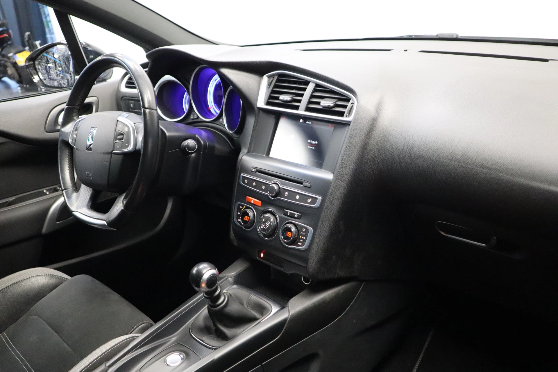 Hoofdafbeelding DS DS 4