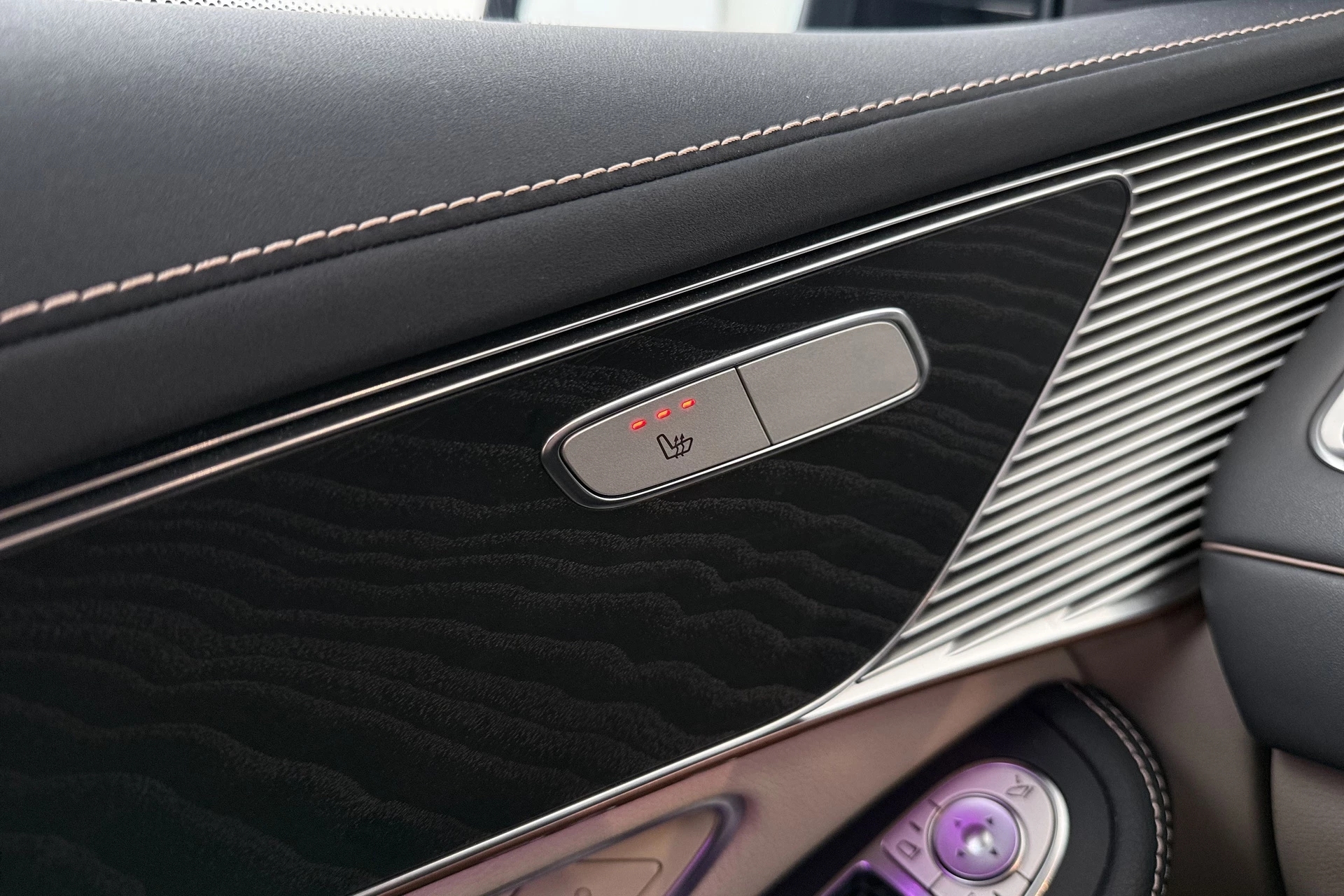 Hoofdafbeelding Mercedes-Benz EQC