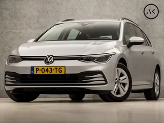 Volkswagen Golf Variant 1.0 eTSI Sport Life Automaat (GROOT NAVI, CLIMATE, STUUR/STOELVERWARMING, SFEERVERLICHTING, PARKEERSENSOREN, SPORTSTOELEN, LM VELGEN, ADAPTIVE CRUISE, NIEUWSTAAT)