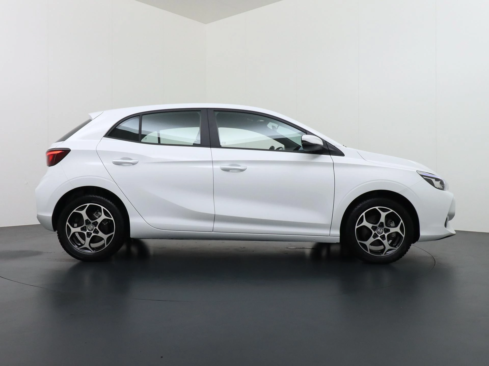 Hoofdafbeelding MG 3