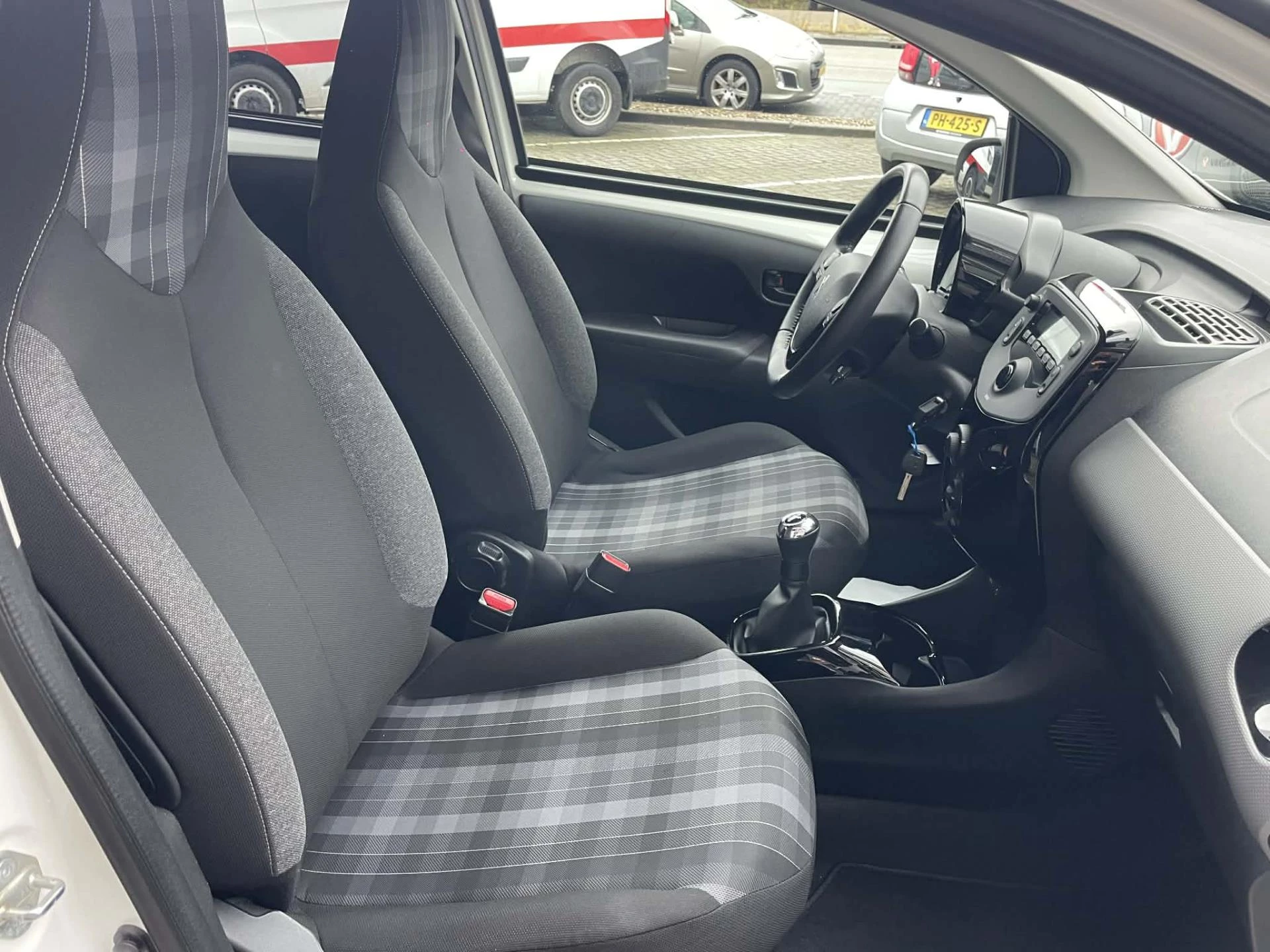 Hoofdafbeelding Peugeot 108