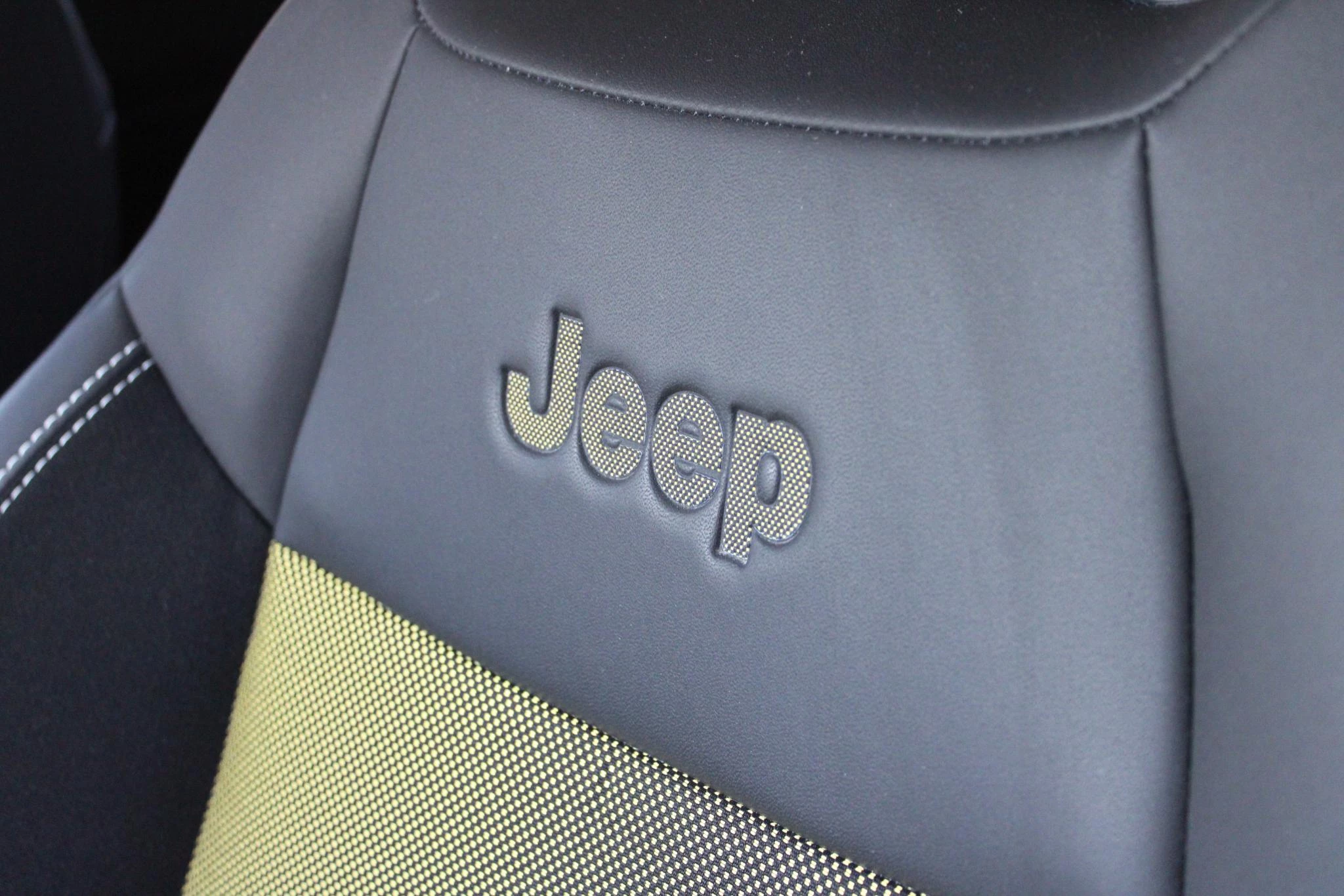 Hoofdafbeelding Jeep Avenger