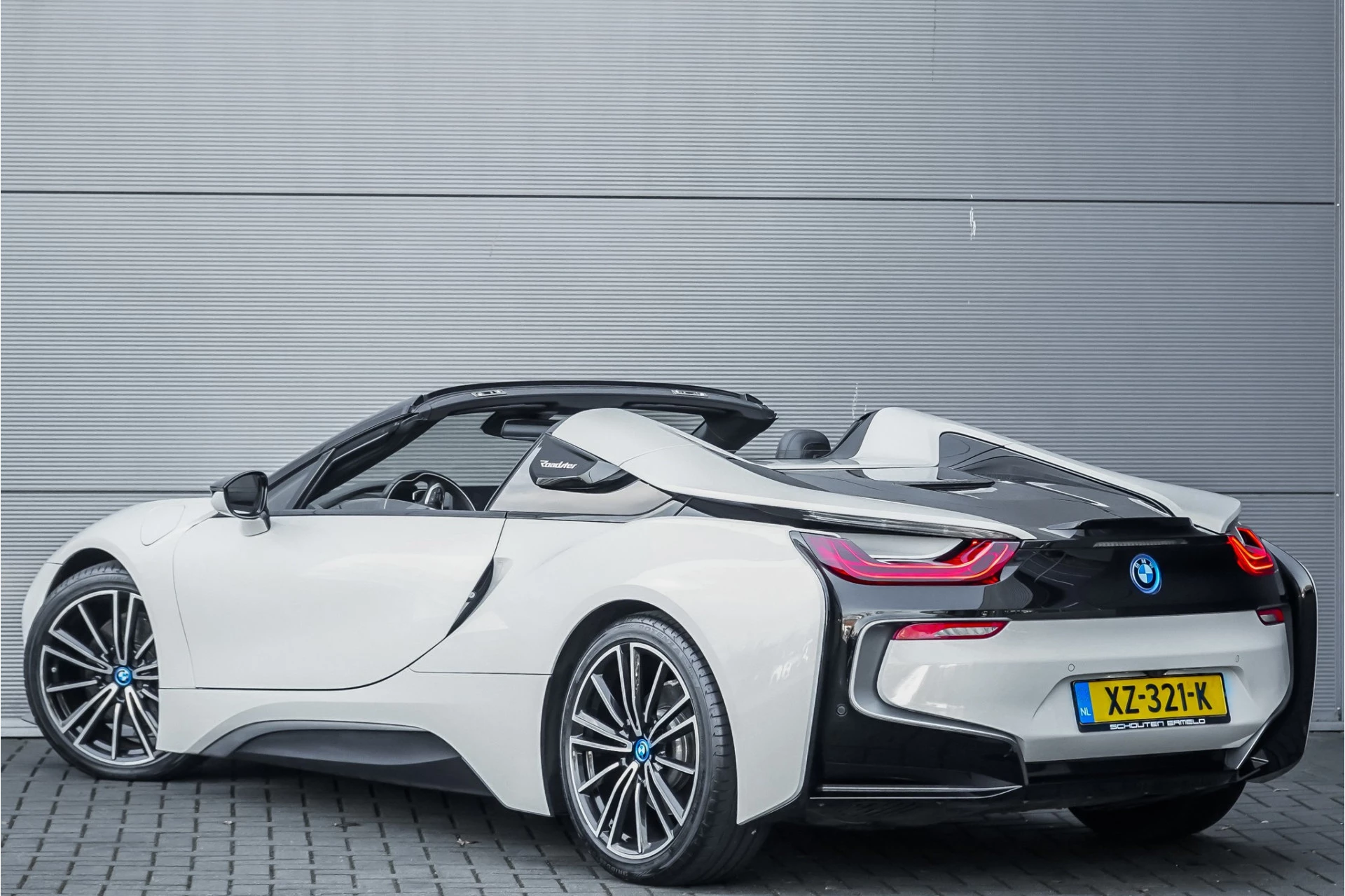 Hoofdafbeelding BMW i8