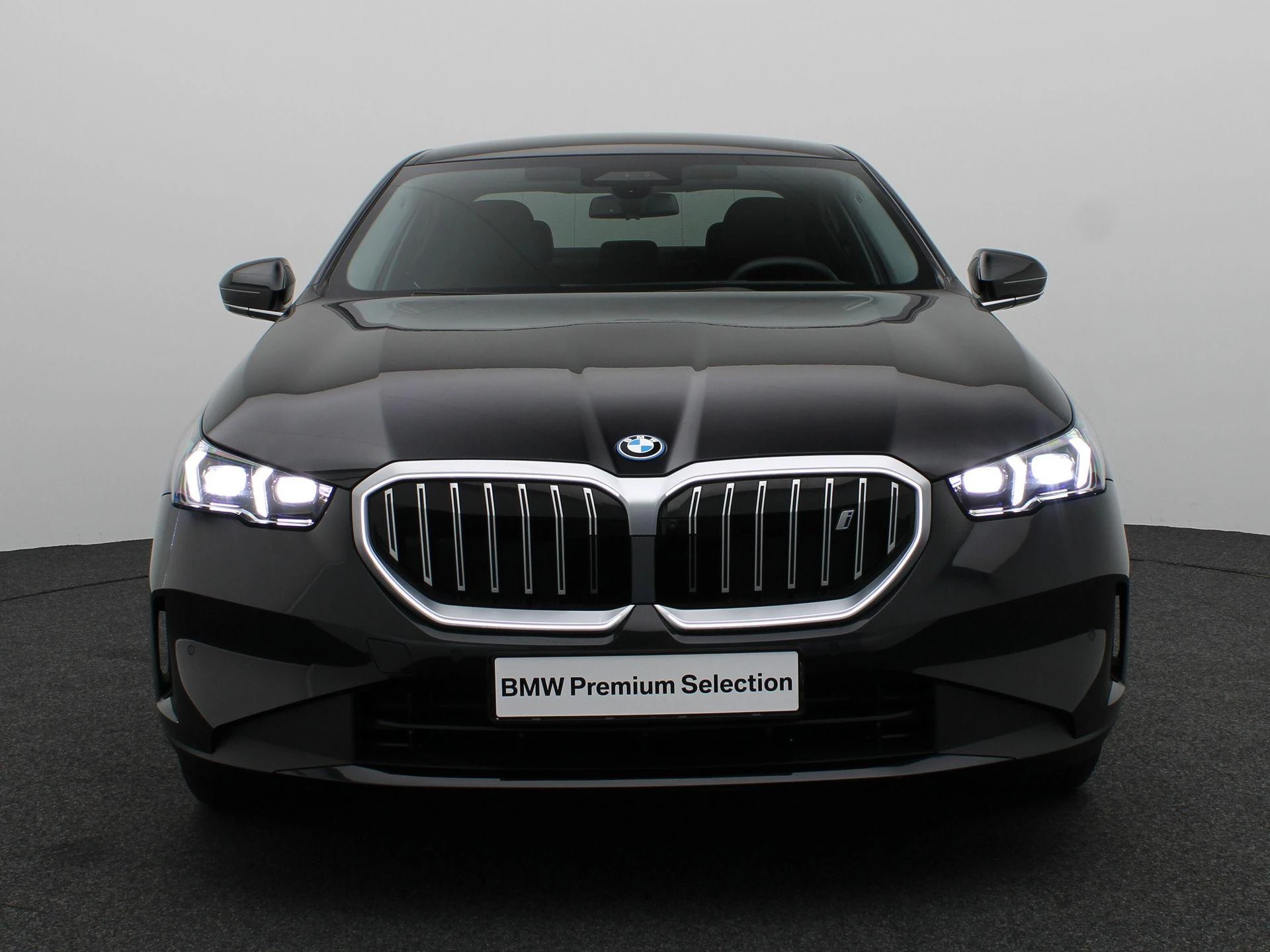 Hoofdafbeelding BMW i5