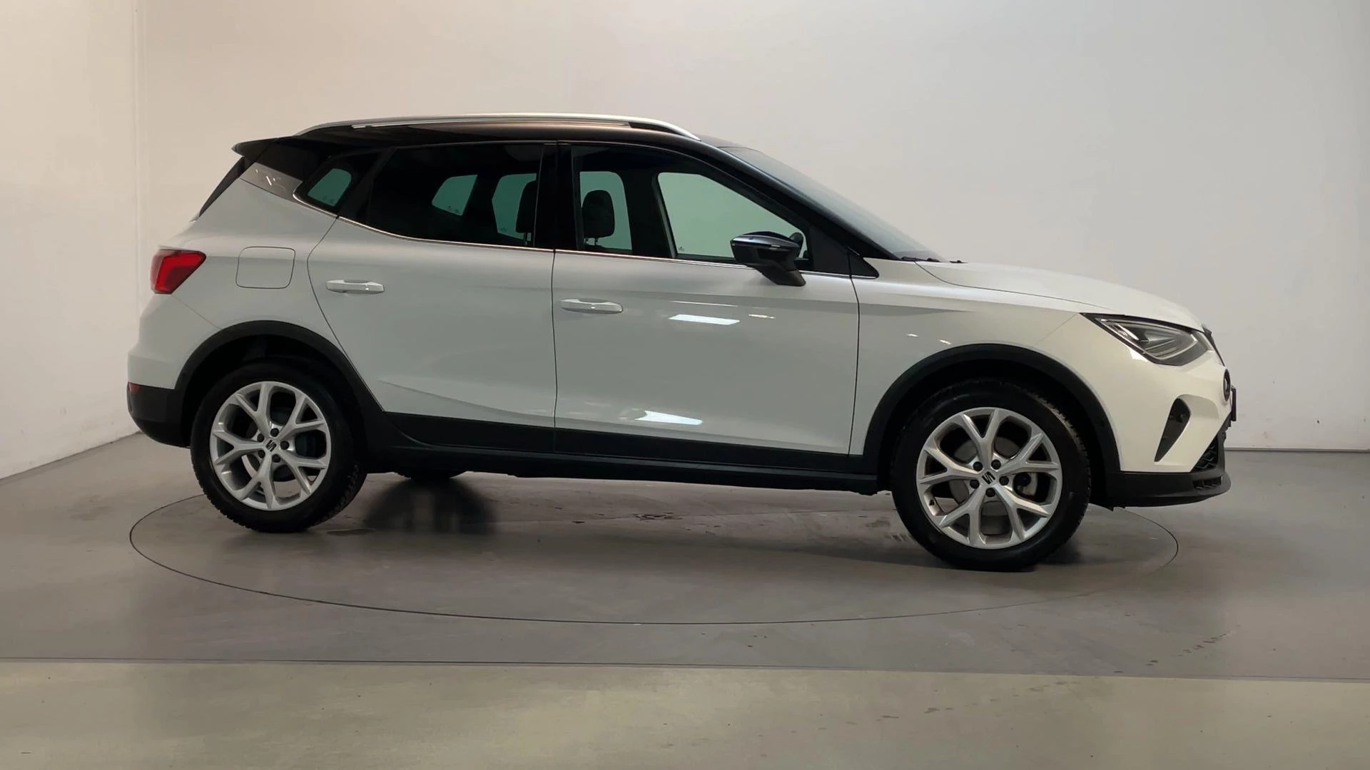 Hoofdafbeelding SEAT Arona