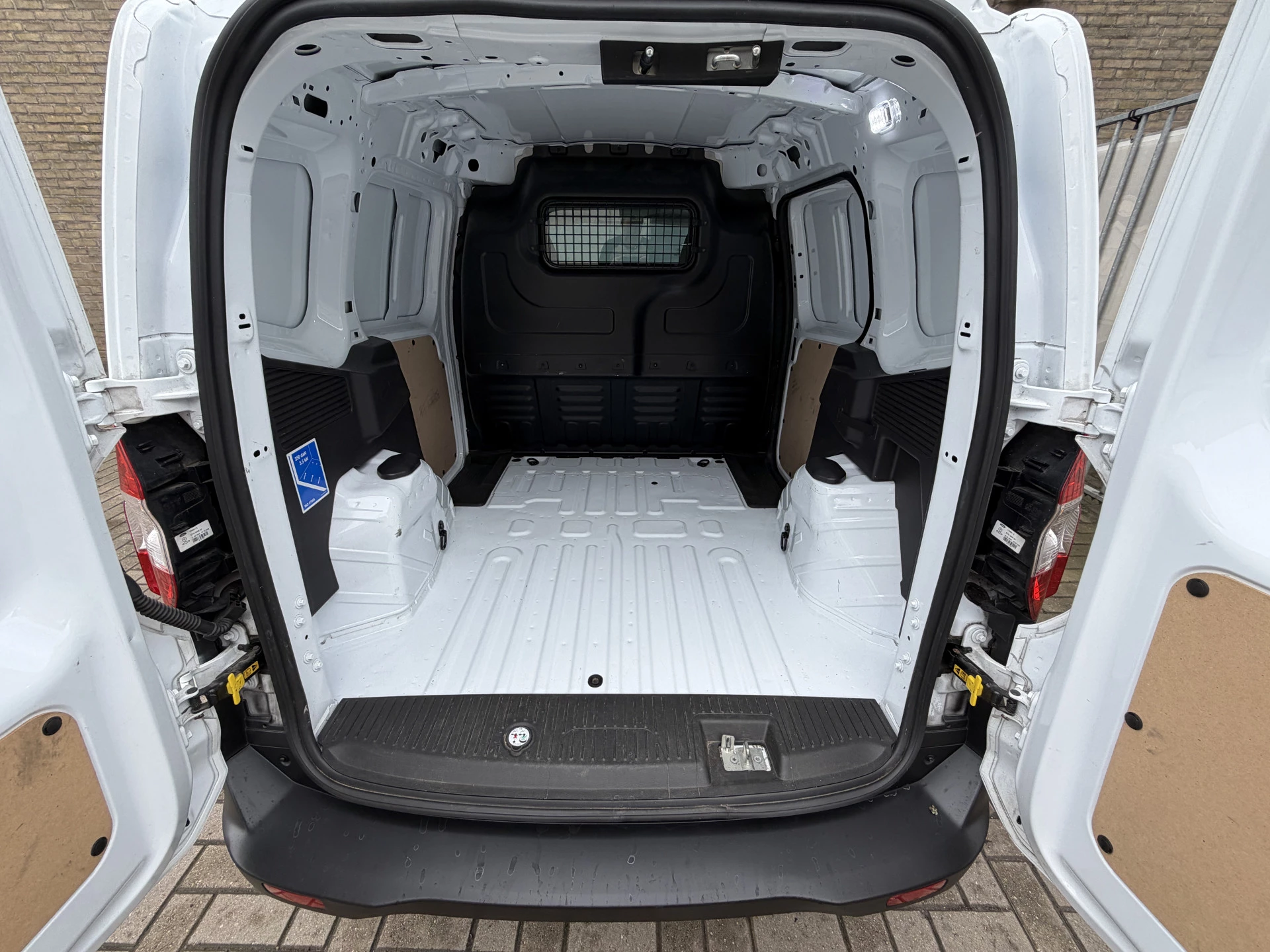 Hoofdafbeelding Ford Transit Courier