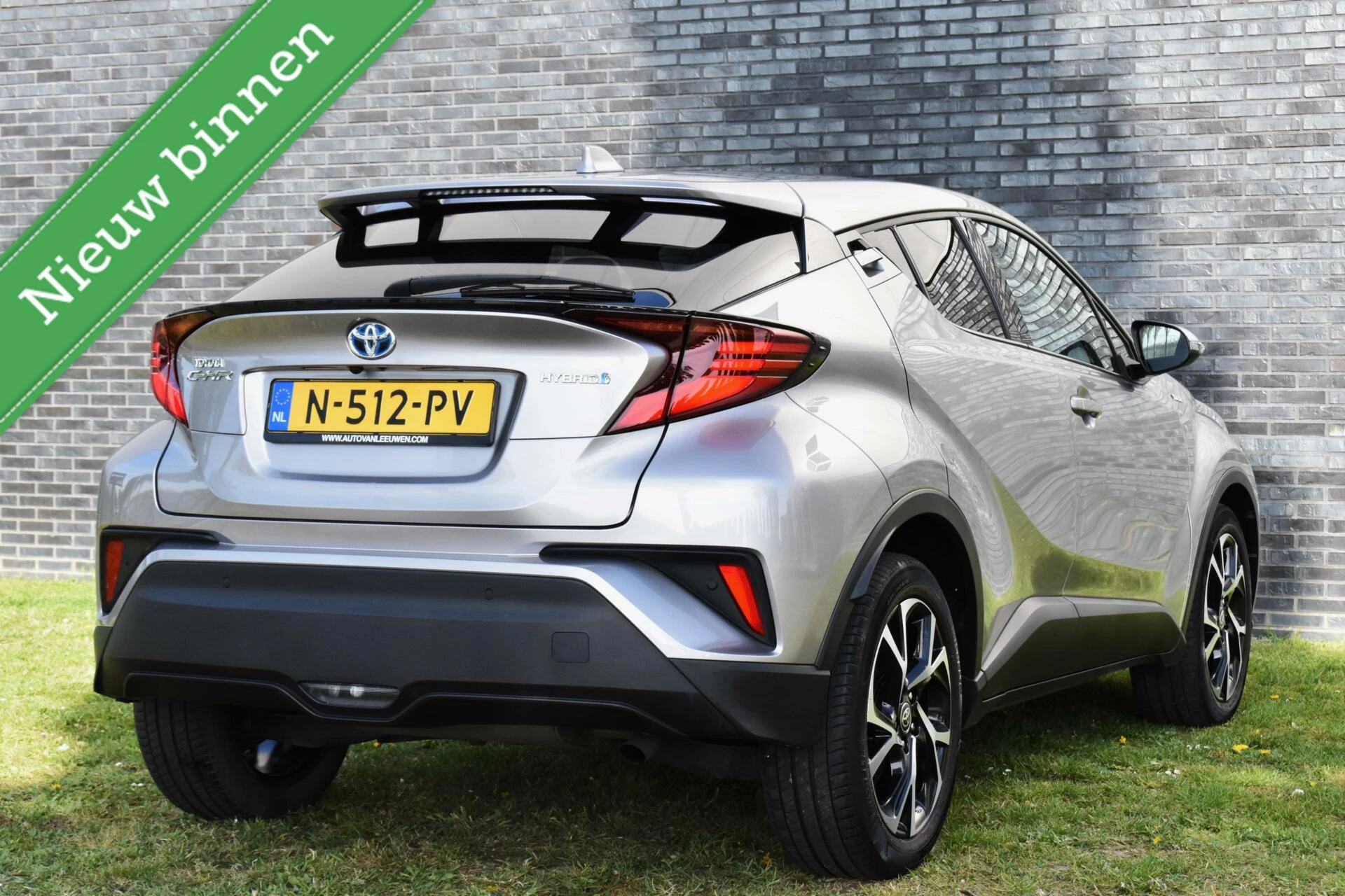 Hoofdafbeelding Toyota C-HR