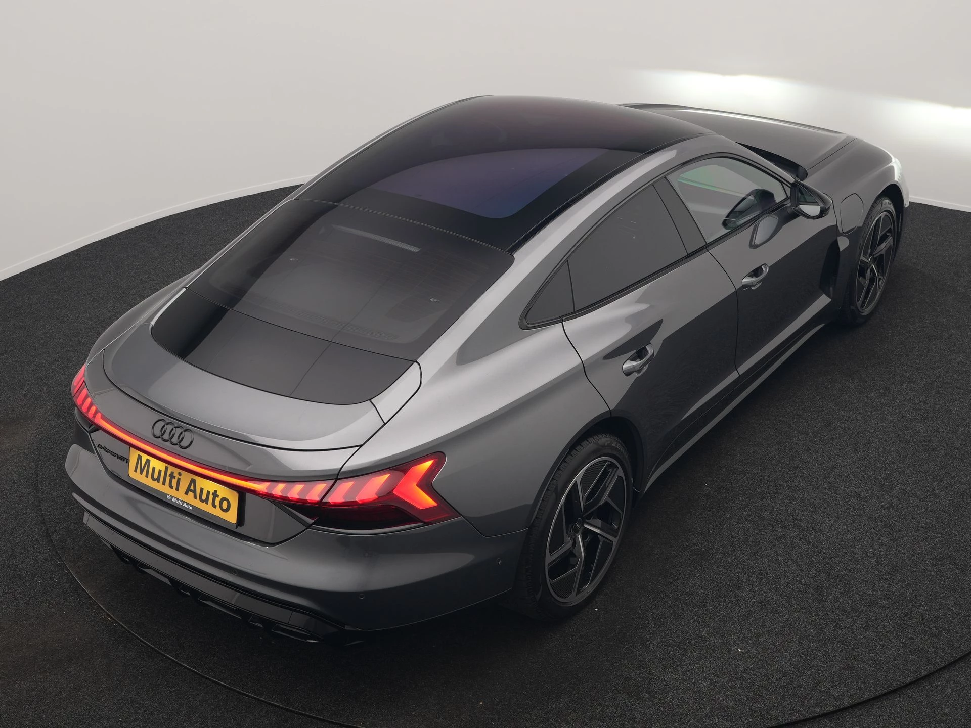 Hoofdafbeelding Audi e-tron GT
