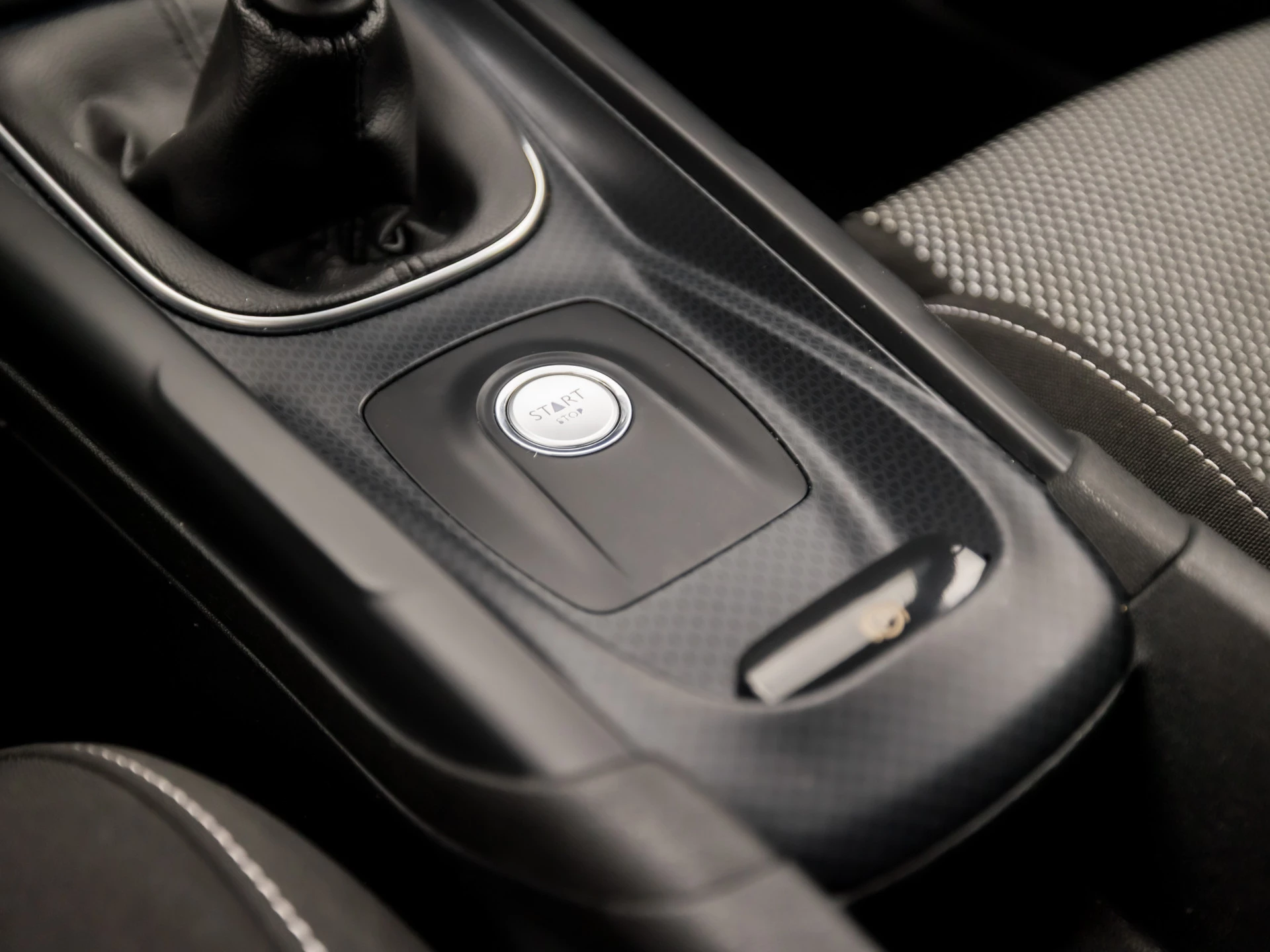 Hoofdafbeelding DS DS 4