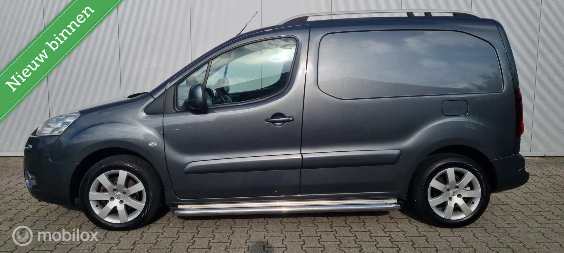 Hoofdafbeelding Peugeot Partner