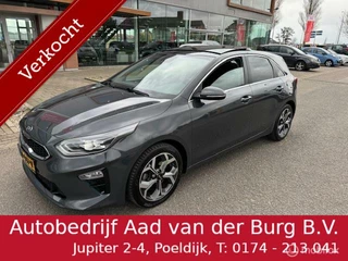 Kia Ceed 1.4 T-GDi 140pk  ExecutiveLine  1.400kg trekgewicht , Panorama dak , Lederen bekleding, Navigatie , Bluetooth , Camera ,Parkeerhulp , Stoel & Stuur verwarming , Electr. stoel met herinneringstand