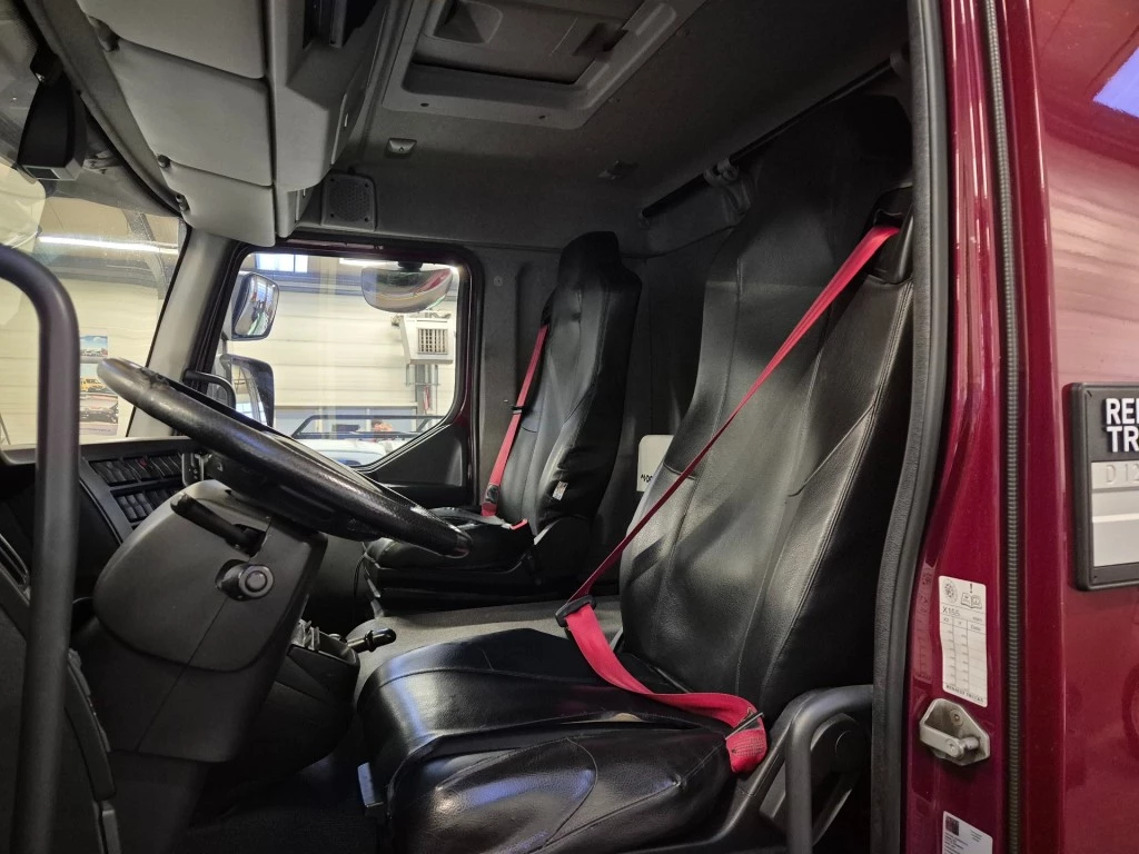 Hoofdafbeelding Renault D12 Med P4x2 240 E6 Alu Snaplock Bak + 2