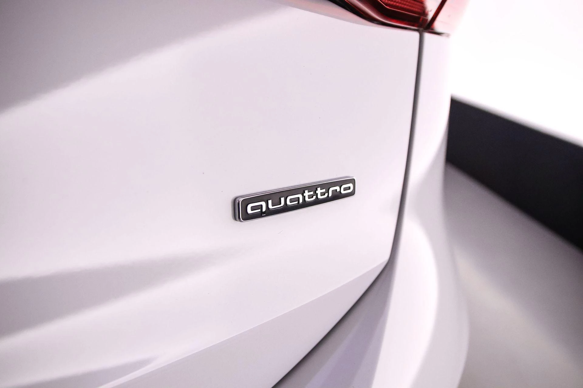 Hoofdafbeelding Audi A6 Avant e-tron