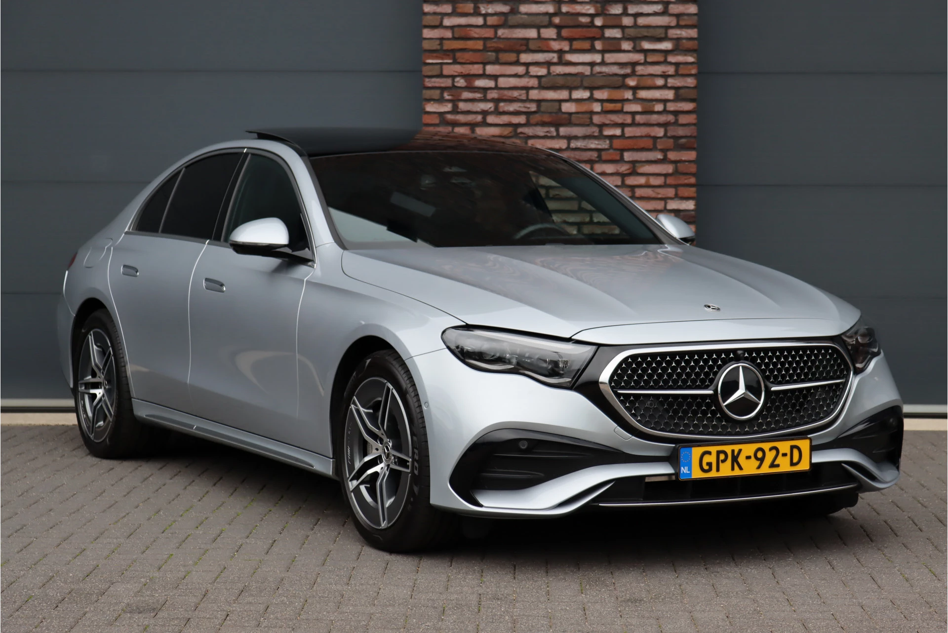 Hoofdafbeelding Mercedes-Benz E-Klasse