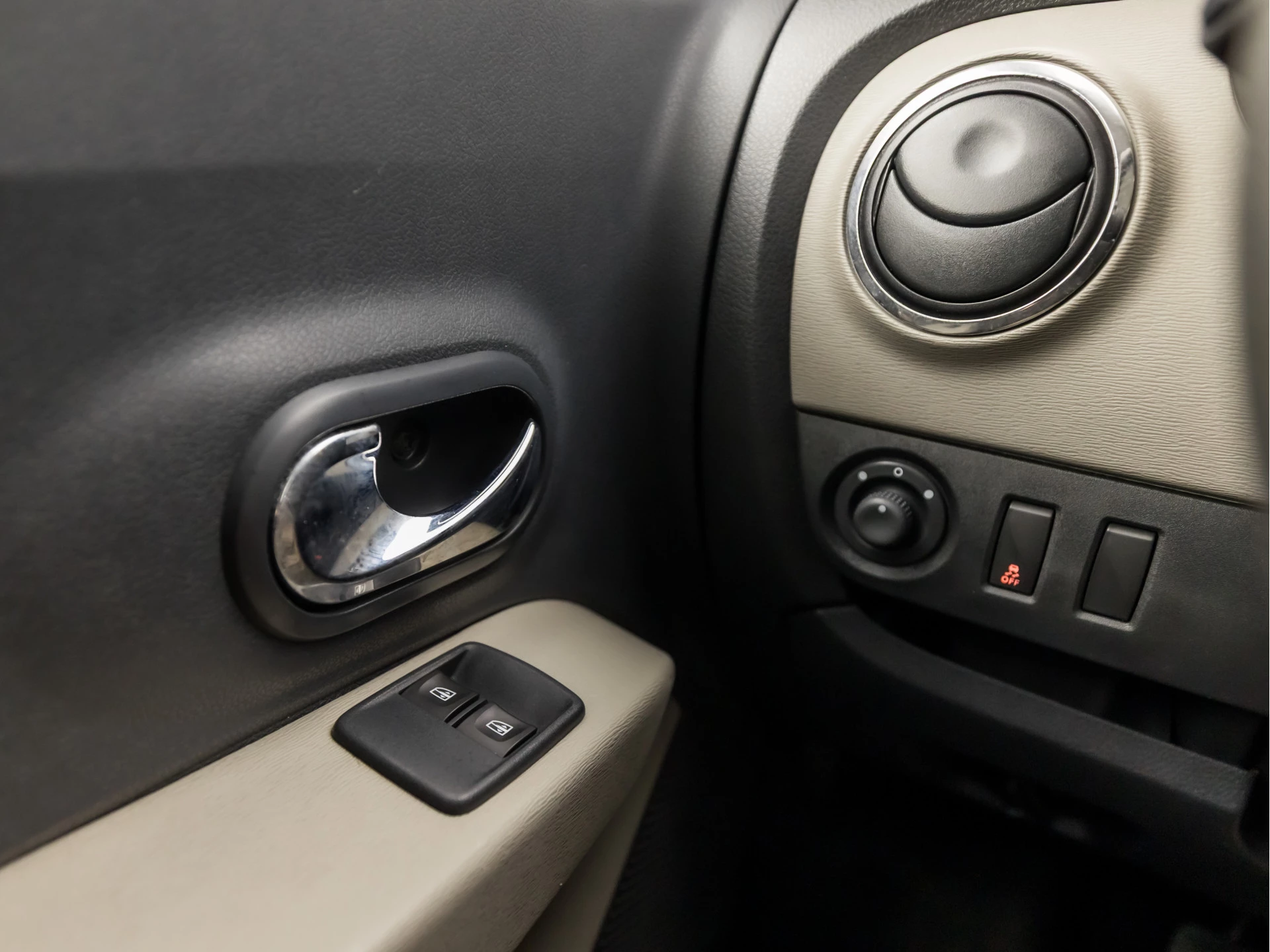 Hoofdafbeelding Dacia Lodgy