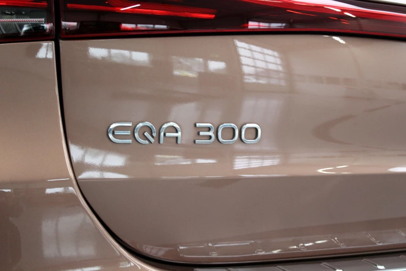 Hoofdafbeelding Mercedes-Benz EQA