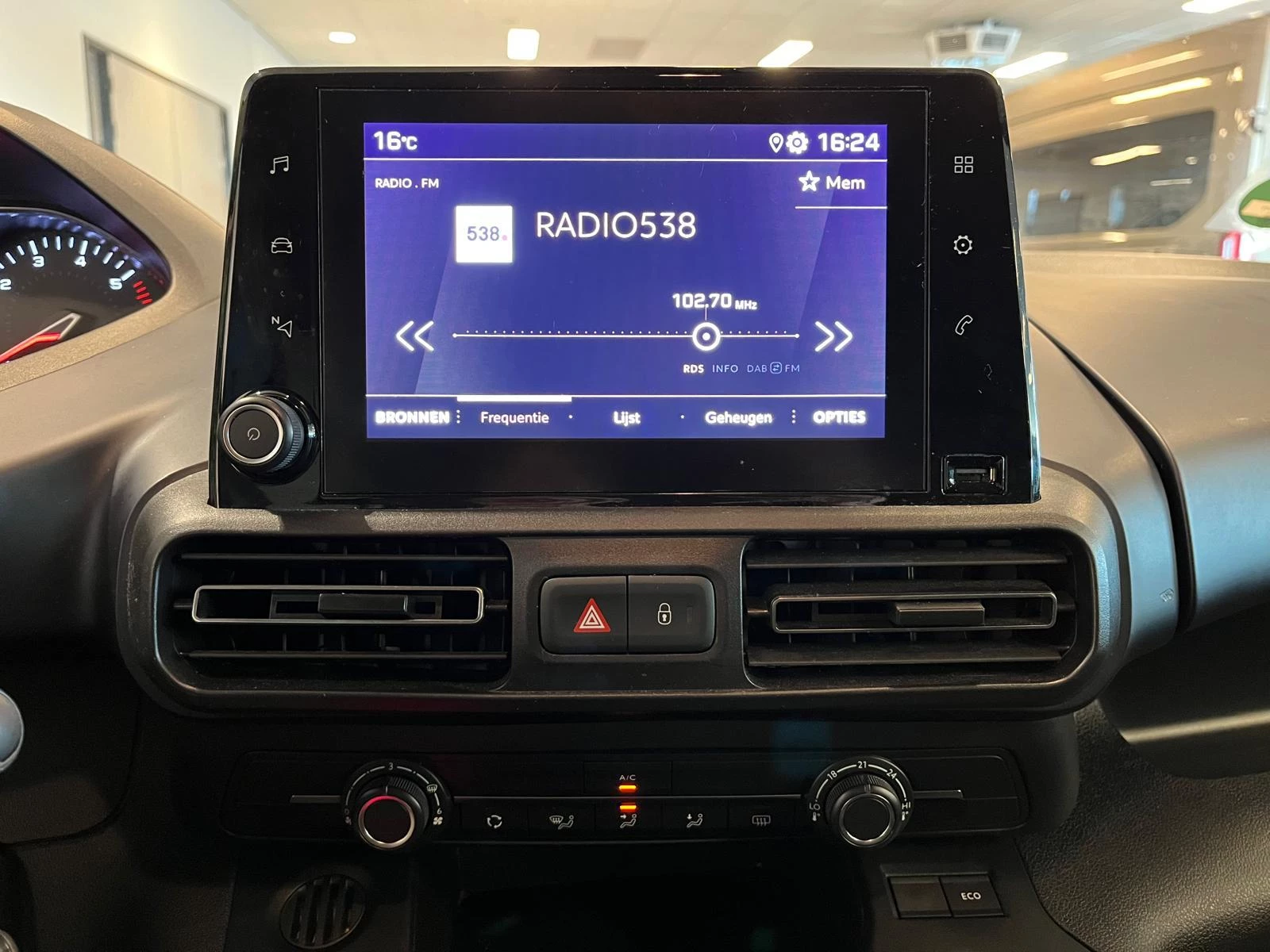 Hoofdafbeelding Peugeot Rifter