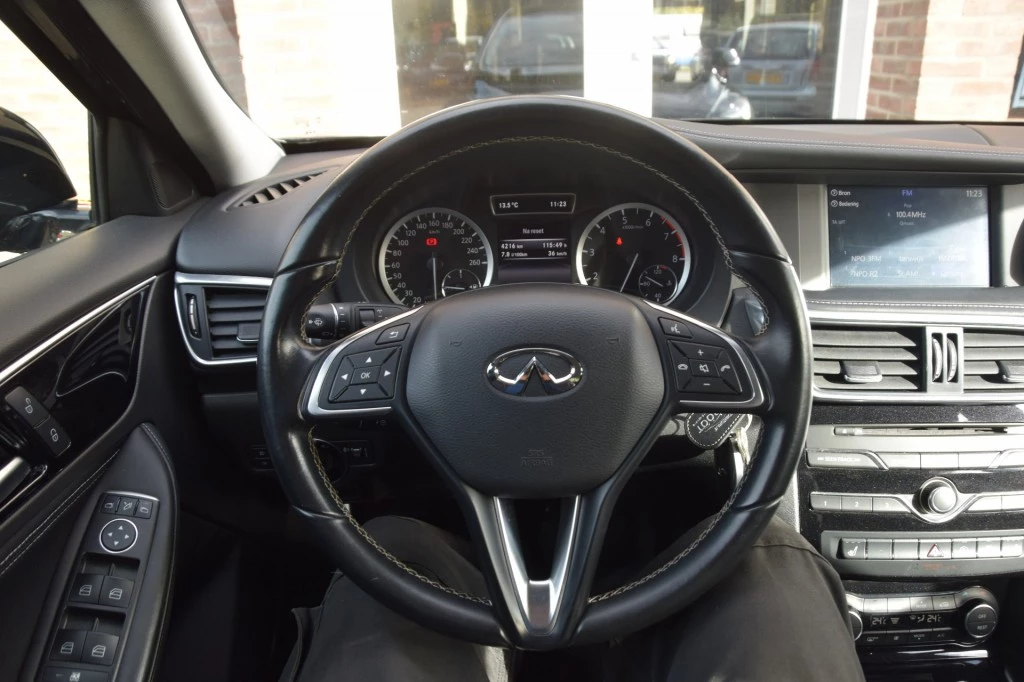 Hoofdafbeelding Infiniti Q