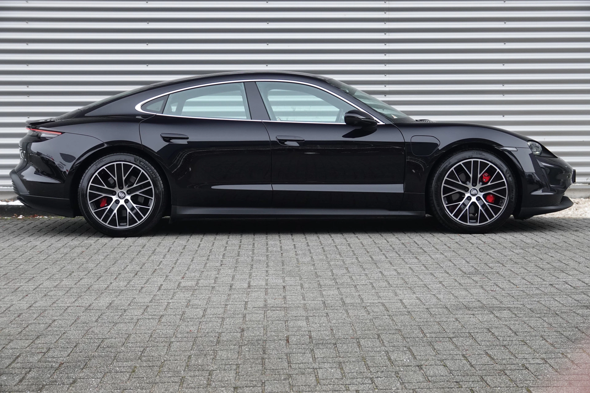 Hoofdafbeelding Porsche Taycan