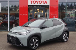 Hoofdafbeelding Toyota Aygo Toyota Aygo X HYBRID 115 PULSE NIEUW!!! P-SENSOREN KEYLESS LED PRIVACY-GLASS CLIMA APPLE/ANDROID 17" LMV