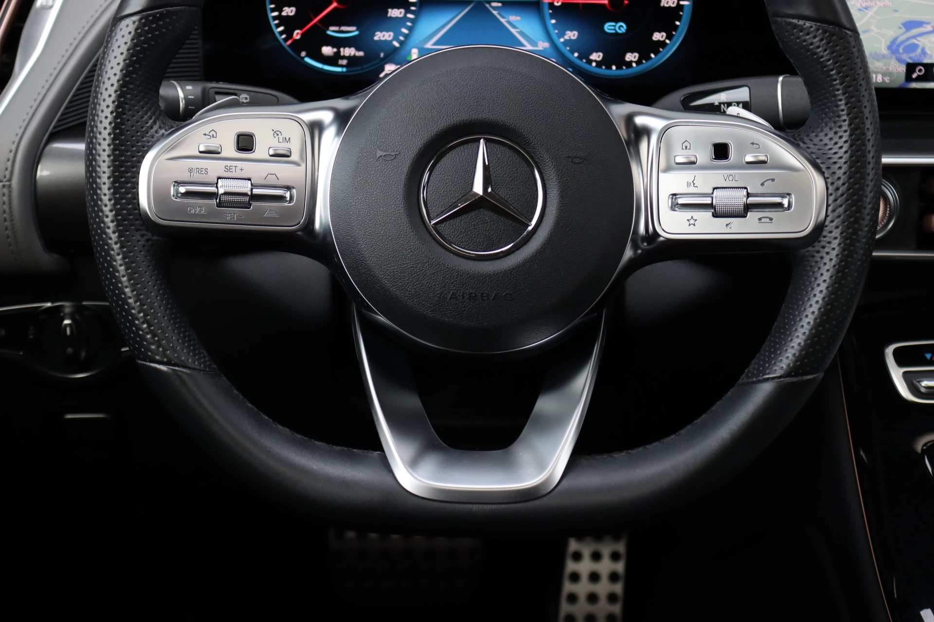 Hoofdafbeelding Mercedes-Benz EQC